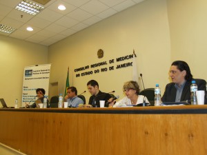 Mesa: Debatendo Juvetnude Carioca