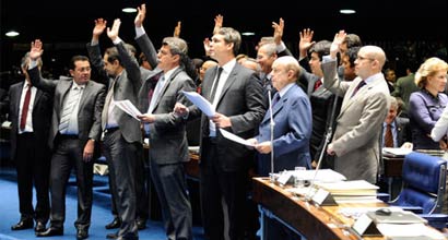 Senado e sociedade discutem Estatuto da Juventude