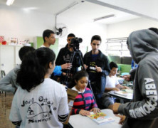 Projeto Querô na Escola inicia as atividades levando oficinas de cinema para as escolas públicas de Santos e Cubatão